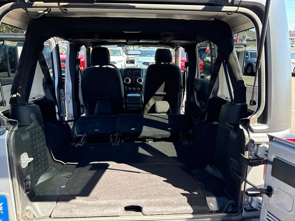 2018 Jeep Wrangler JK Unlimited Sahara