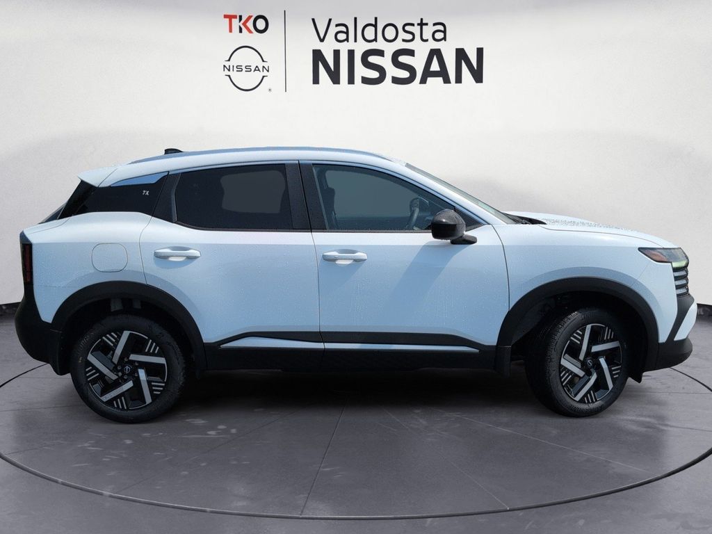New 2026 Nissan Kicks SUV