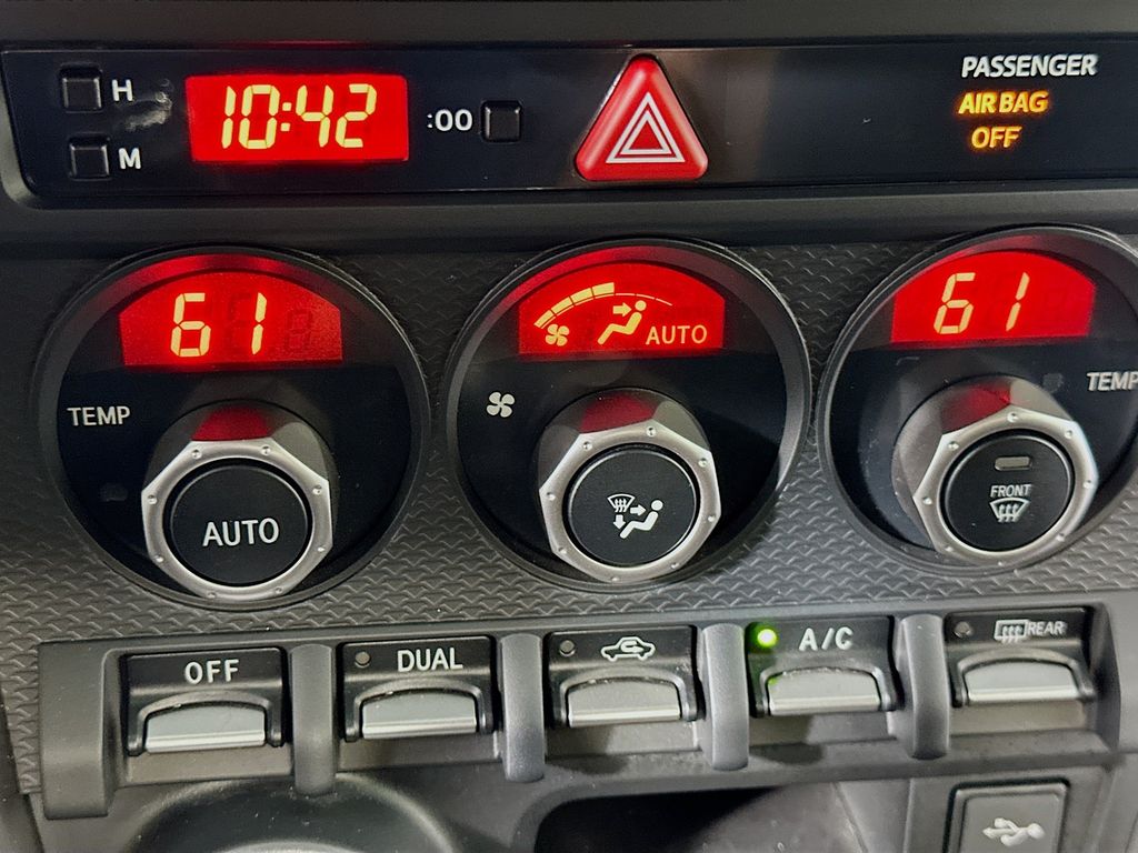 Thumbnail: 2014 Subaru BRZ - 14