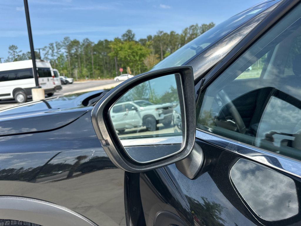 2022 Super Black Nissan Pathfinder SV 4X4 SUV