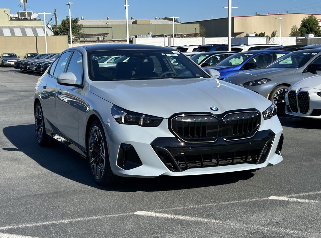 Thumbnail: 2026 BMW 5 Series - 7