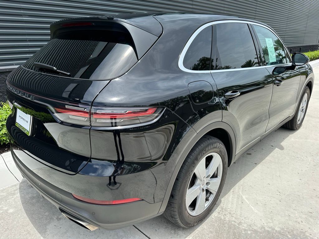 Thumbnail: 2019 Porsche Cayenne - 9