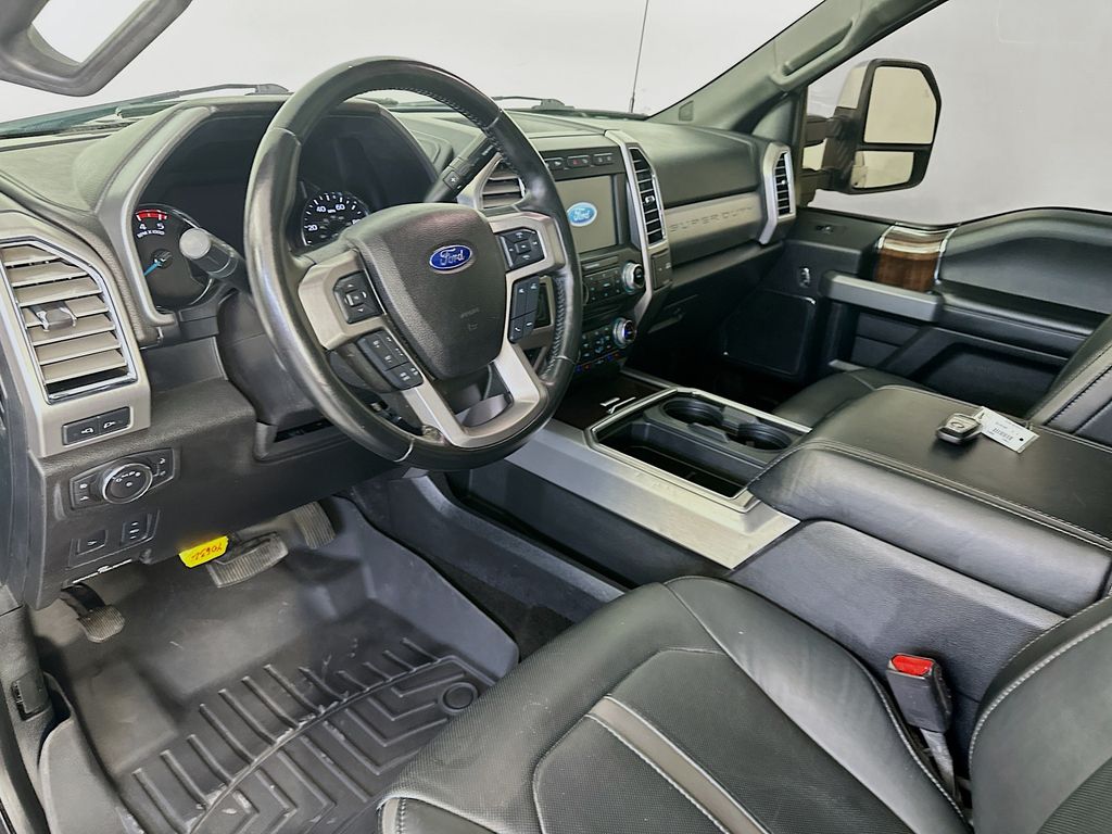 Used 2017 Gray Ford Platinum image 29