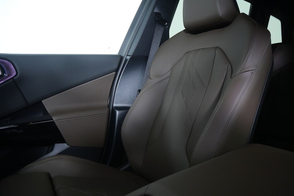 Thumbnail: 2026 BMW X3 - 21