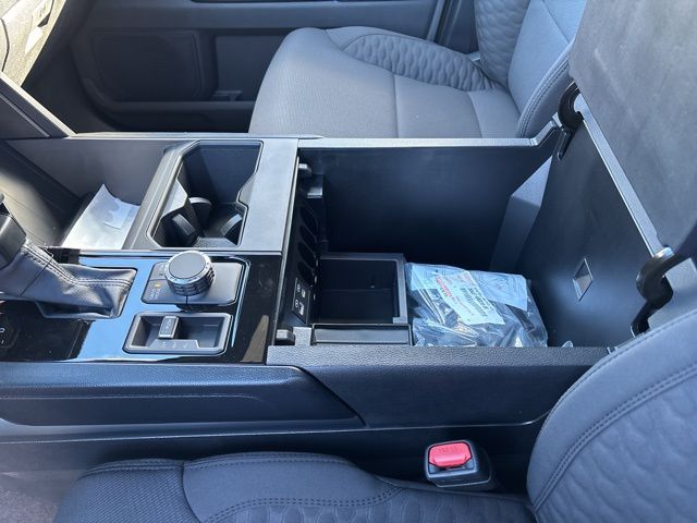 2026 Toyota Tundra SR5 - Photo 28