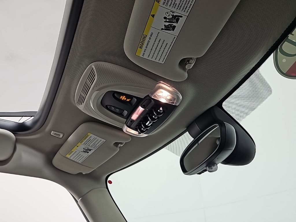 Thumbnail: 2023 MINI Cooper - 18