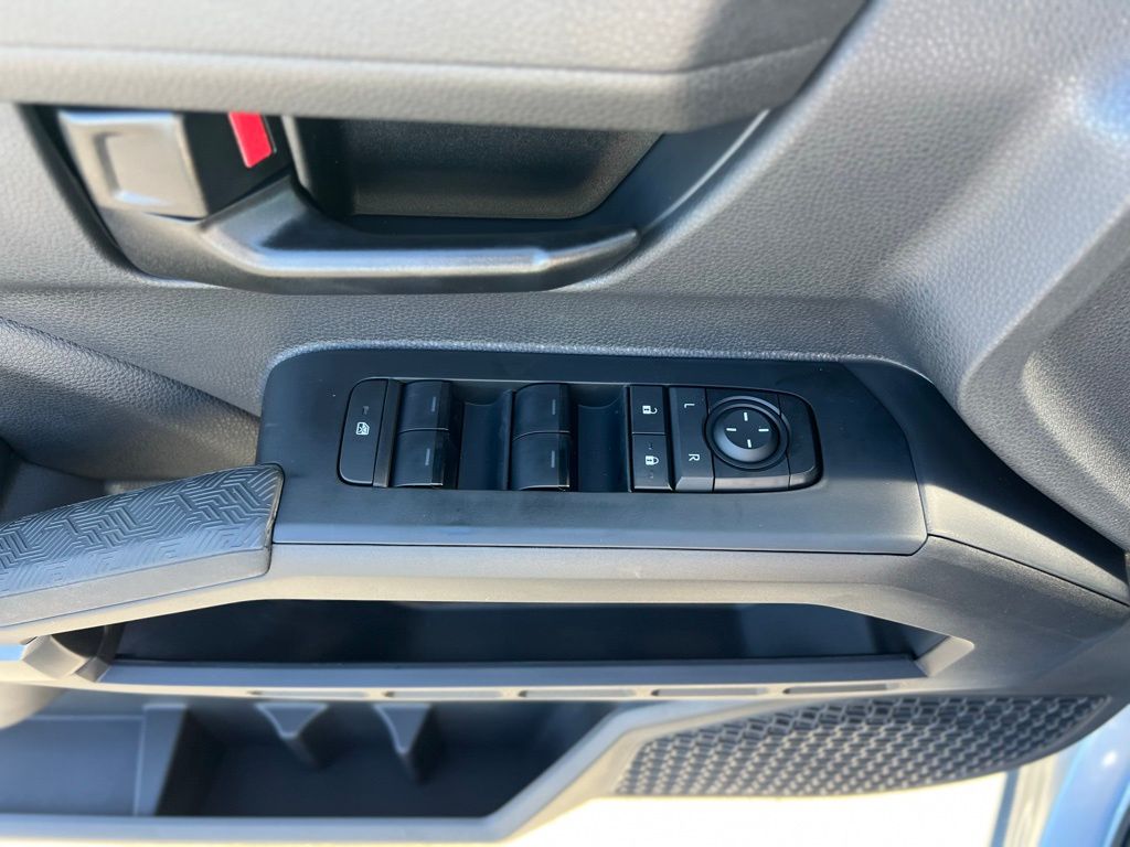 2025 Toyota Tacoma SR5 Double Cab photo 20