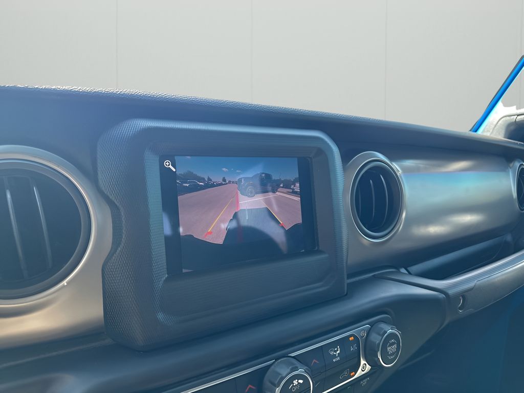 Used Car 2021 Jeep Gladiator  Sport For Sale Under $35,000 In Austin, Texas
