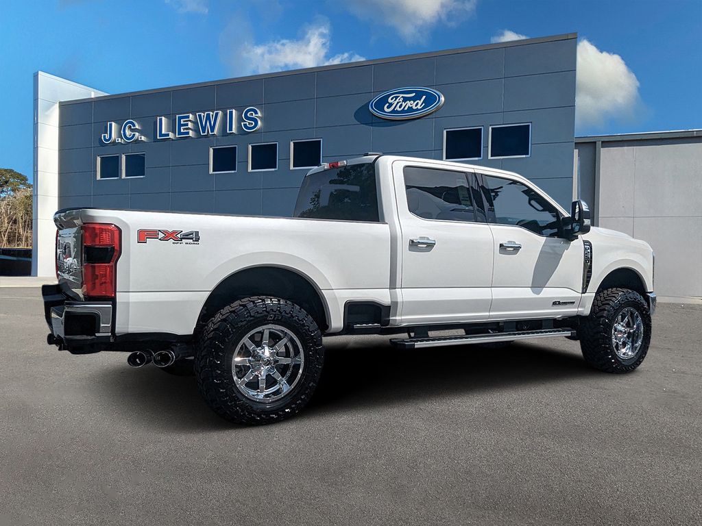 2025 Ford F-250 Super Duty Lariat