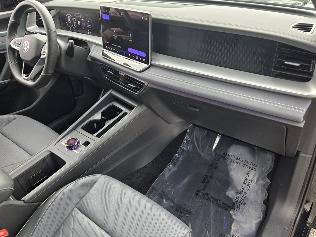 2025 Volkswagen Tiguan - $30,900