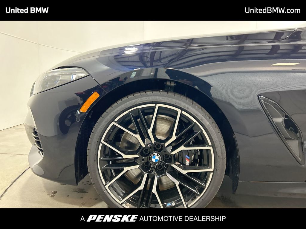 Thumbnail: 2026 BMW 8 Series - 10