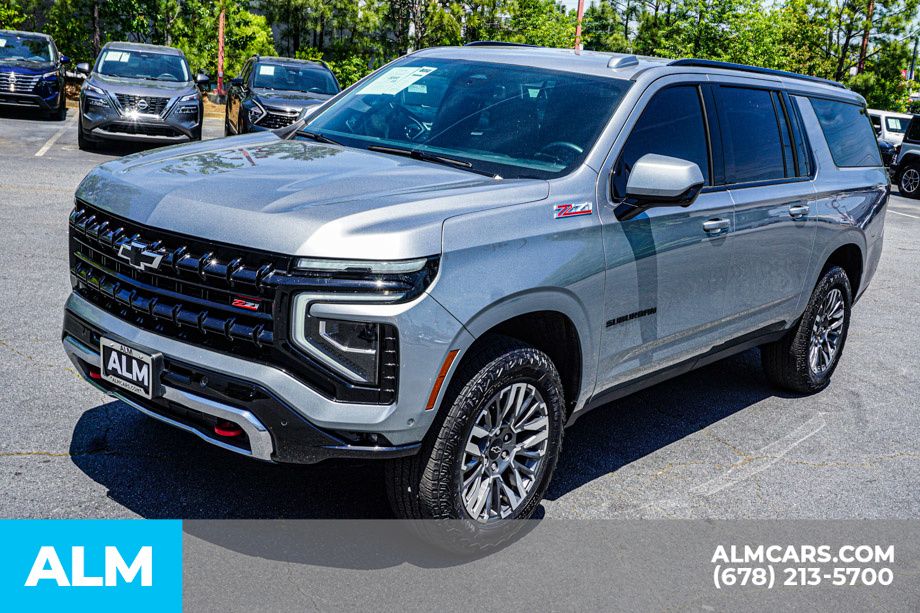 Used 2025 Gray Chevrolet Z71 image 15
