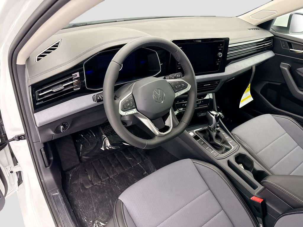 Thumbnail: 2026 Volkswagen Jetta - 9