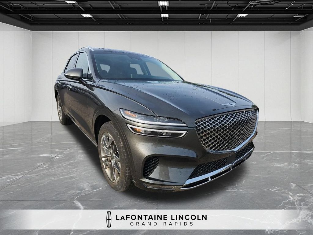 Makalu Gray Matte 2025 Genesis GV70 SUV / Crossover All-Wheel Drive 8-Speed Automatic