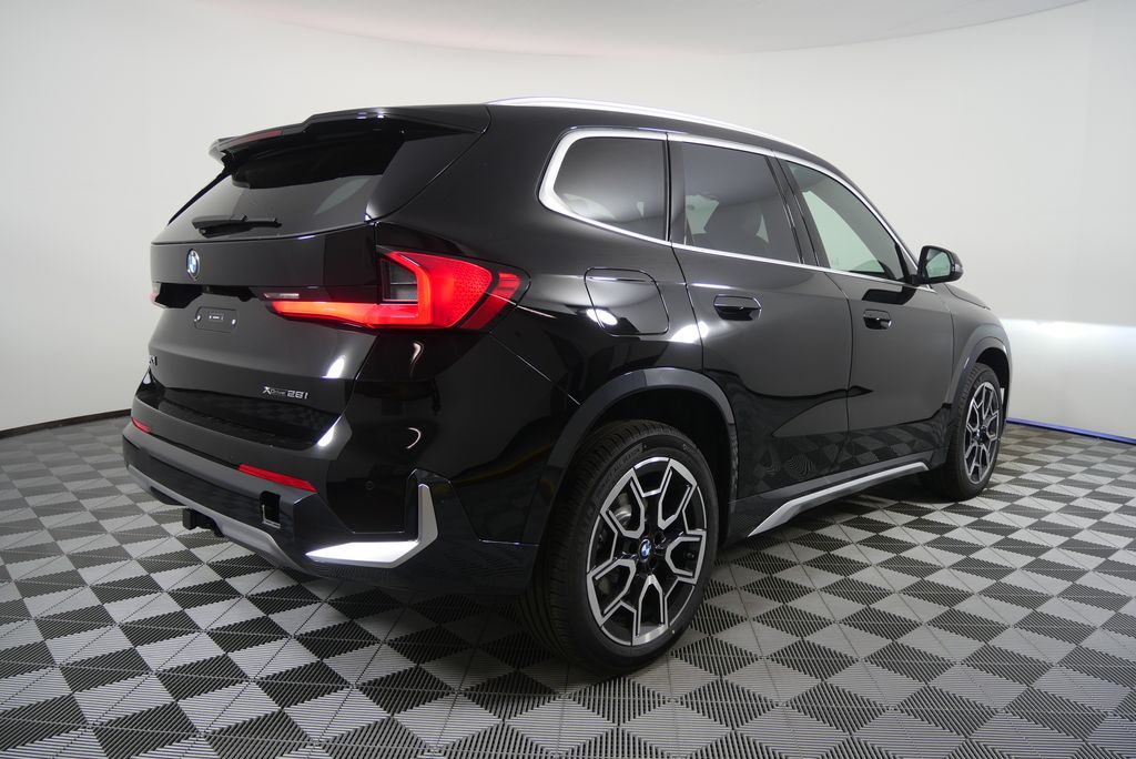 Thumbnail: 2026 BMW X1 - 3