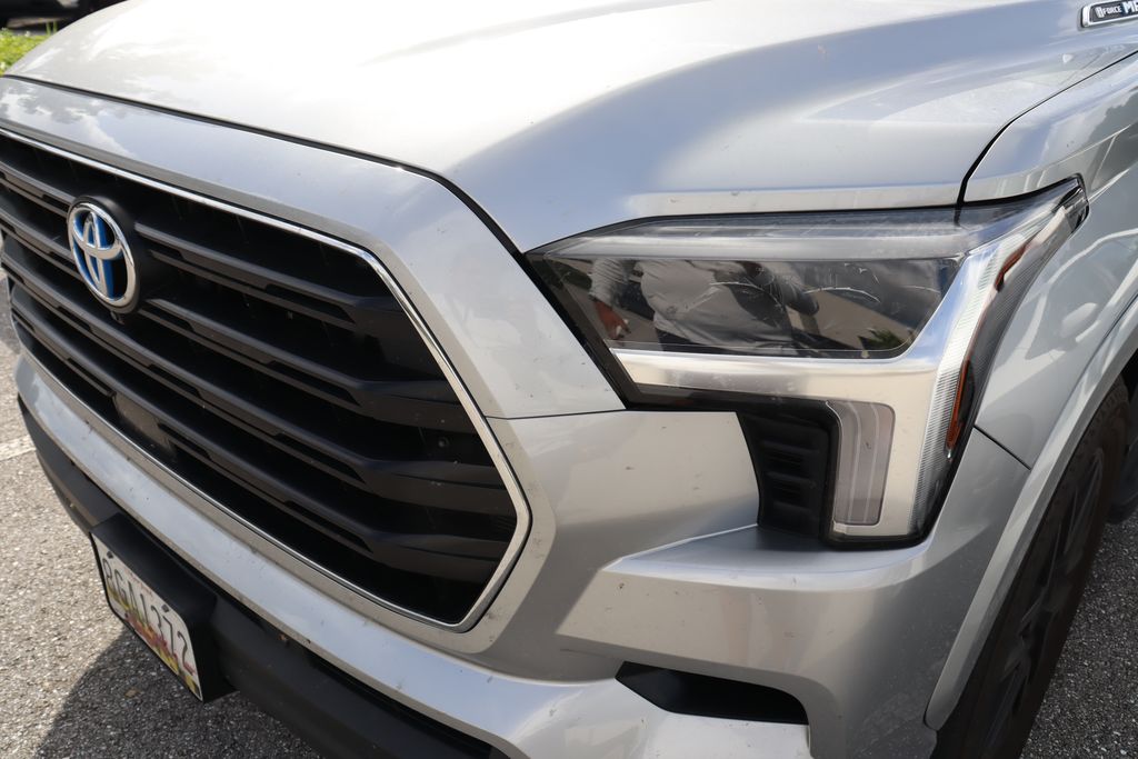2024 Toyota Sequoia SR5 3