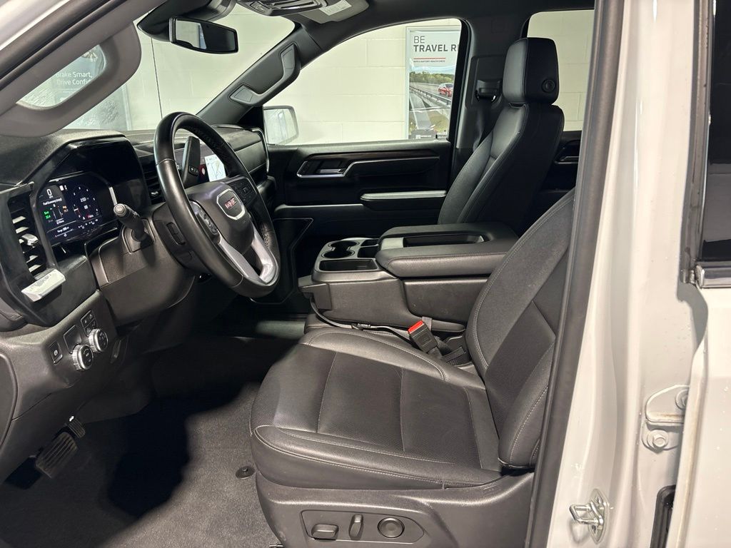 Used 2025 GMC Sierra 1500 Truck