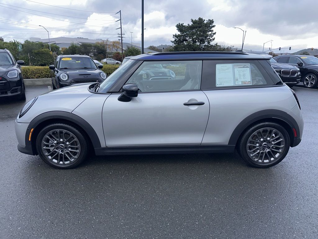 Thumbnail: 2025 MINI Cooper - 2