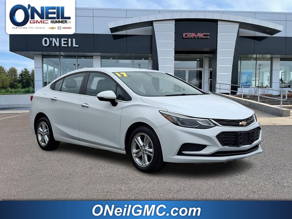 Summit White 2017 Chevrolet Cruze LT Sedan FWD Sedan Front-Wheel Drive 6-Speed Automatic