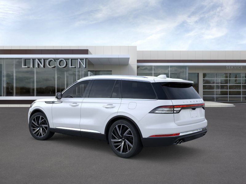 New 2026 Pristine White Metallic Tri-Coat Lincoln Reserve image 4