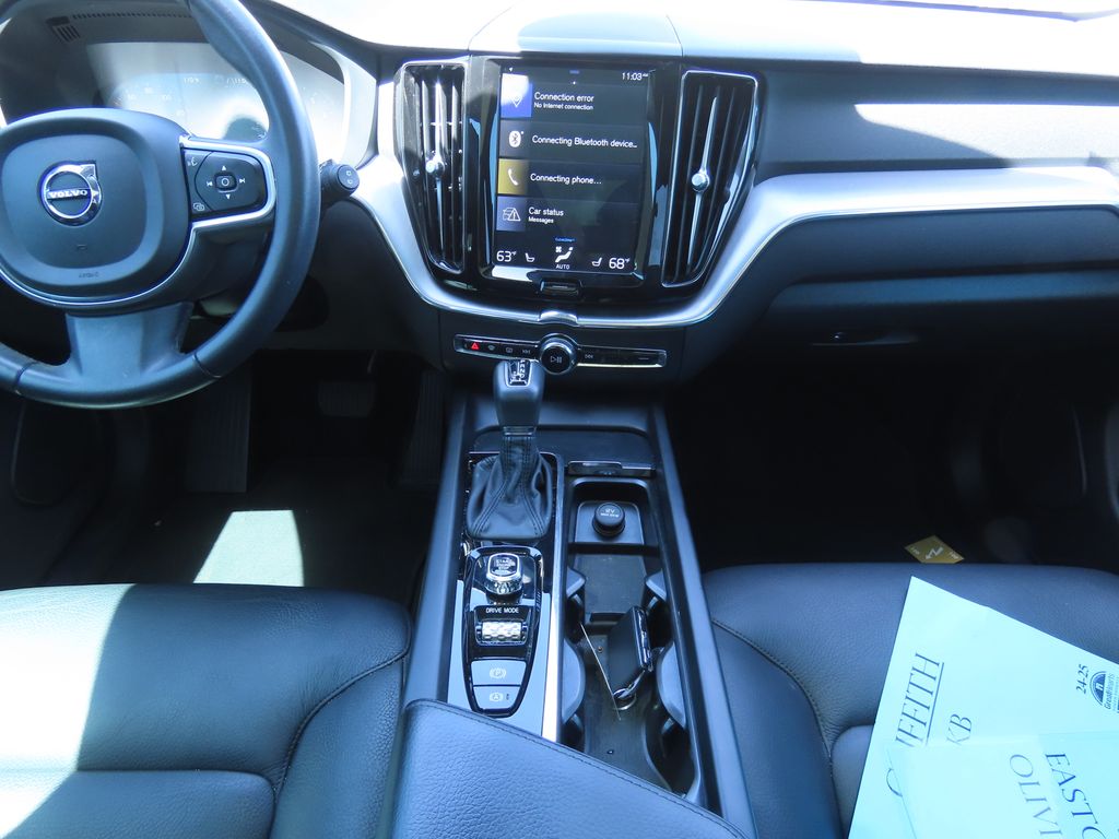 Thumbnail: 2020 Volvo XC60 - 7