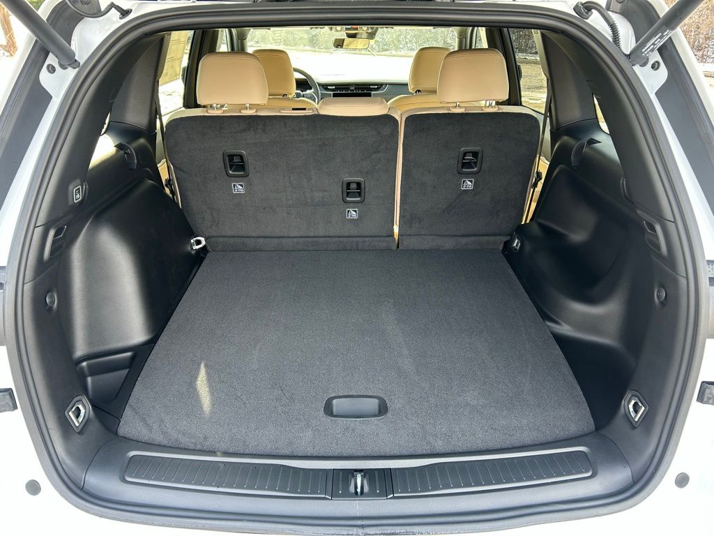 new 2025 Jeep Grand Cherokee car, priced at $44,397