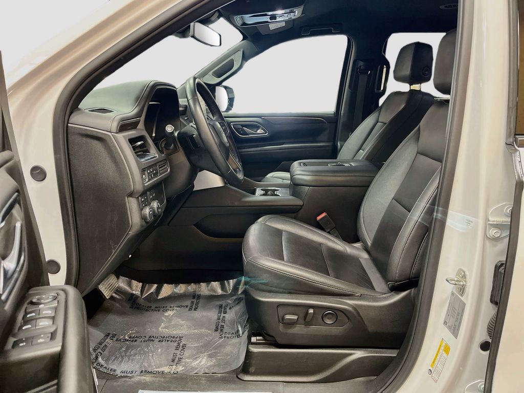 Used 2024 Summit White Chevrolet Z71 image 22