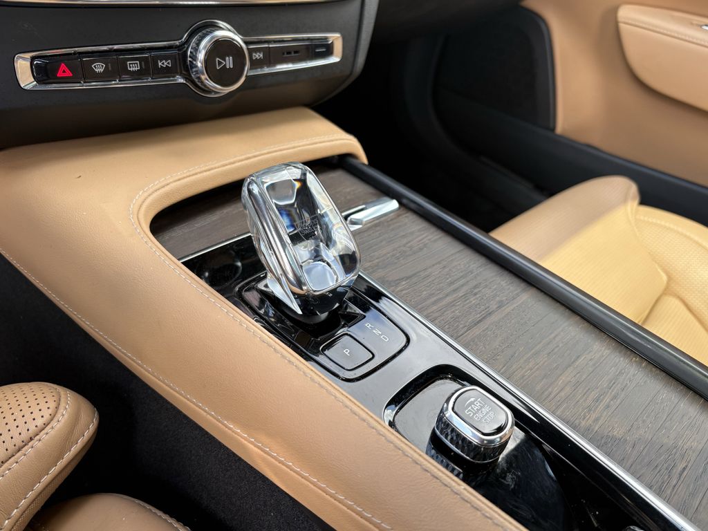 Used 2023 Denim Blue Metallic Volvo Ultimate image 22