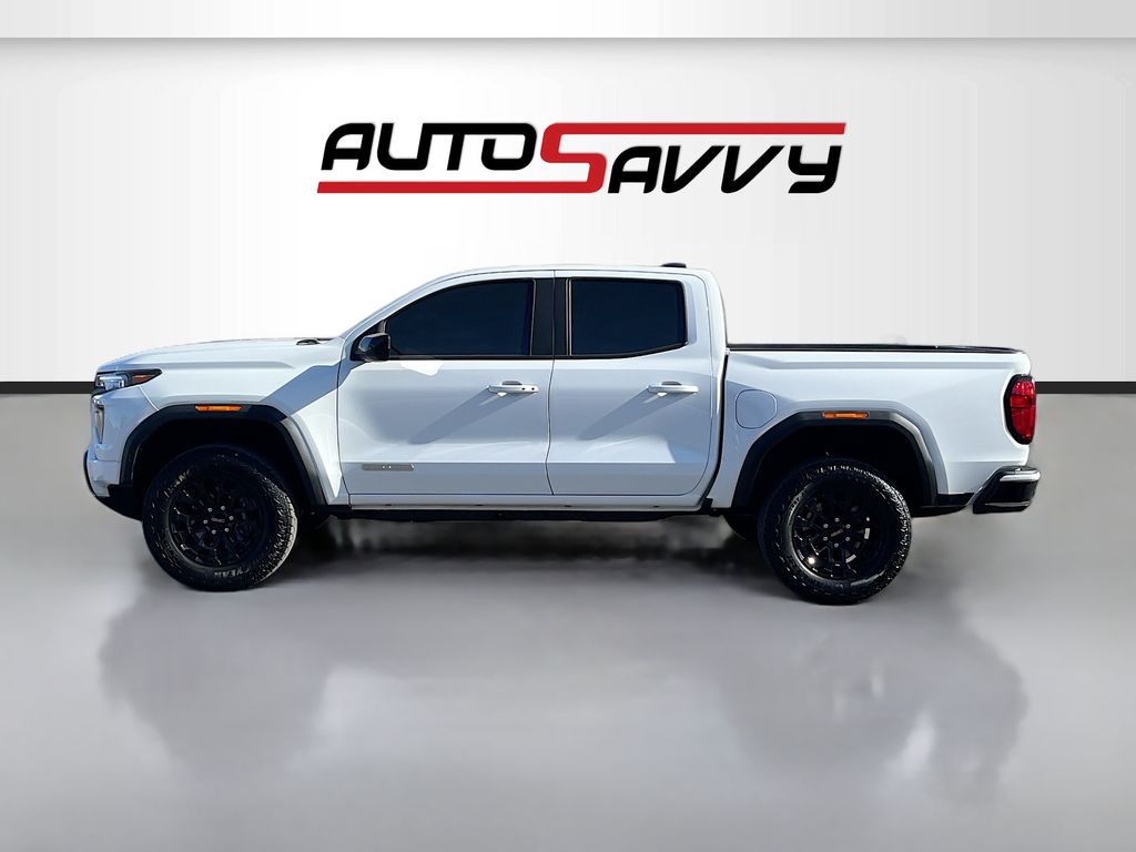 Used 2026 White GMC Elevation image 4