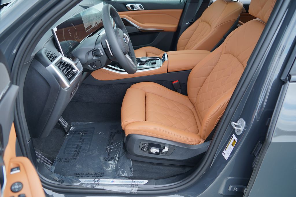 Thumbnail: 2026 BMW X5 - 9