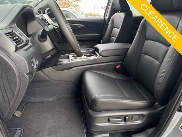 2025 Honda Ridgeline RTL Silver at AutoSavvy Houston Southwest