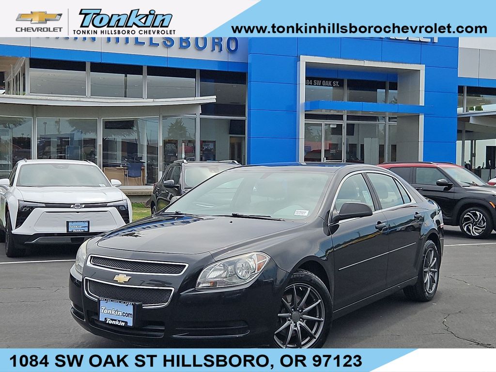 Black Granite Metallic 2011 Chevrolet Malibu Sedan Front-Wheel Drive 6-Speed Automatic Overdrive