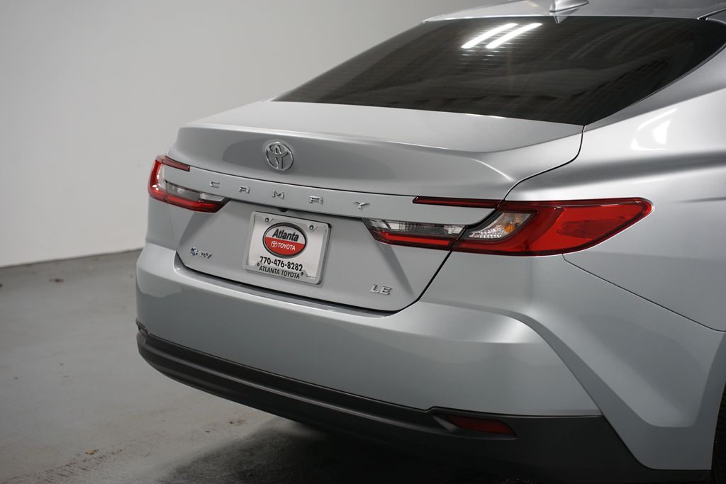 Thumbnail: 2025 Toyota Camry - 9