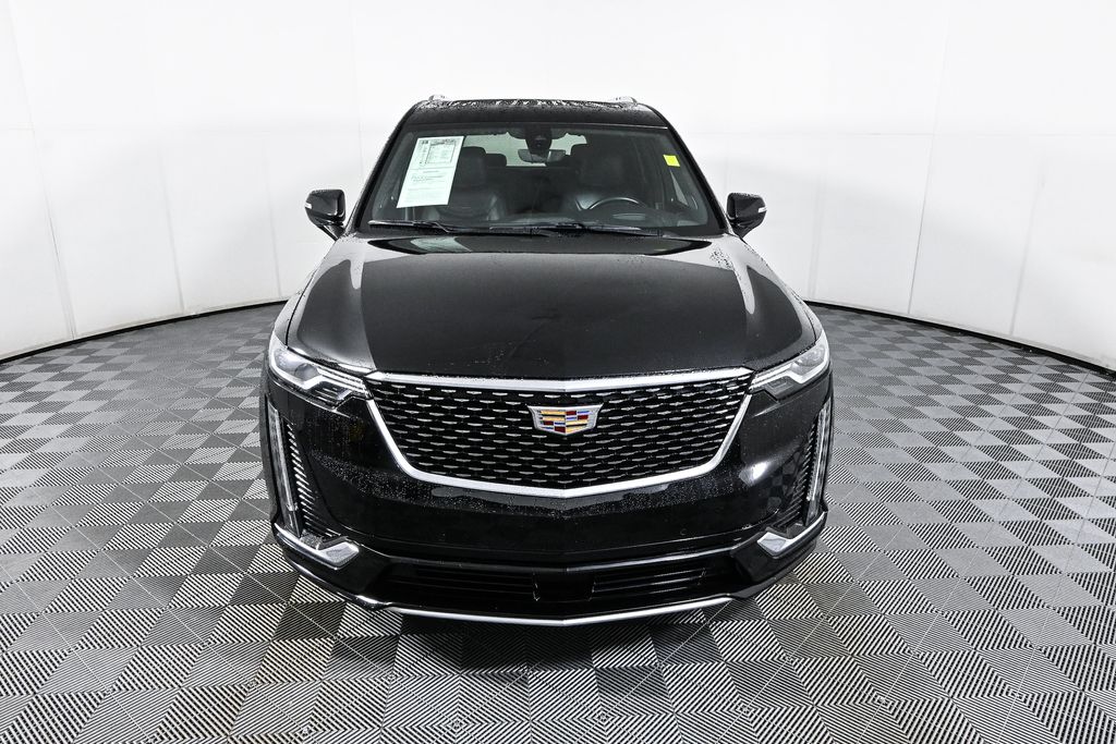 2022 Cadillac XT6 Premium Luxury 2