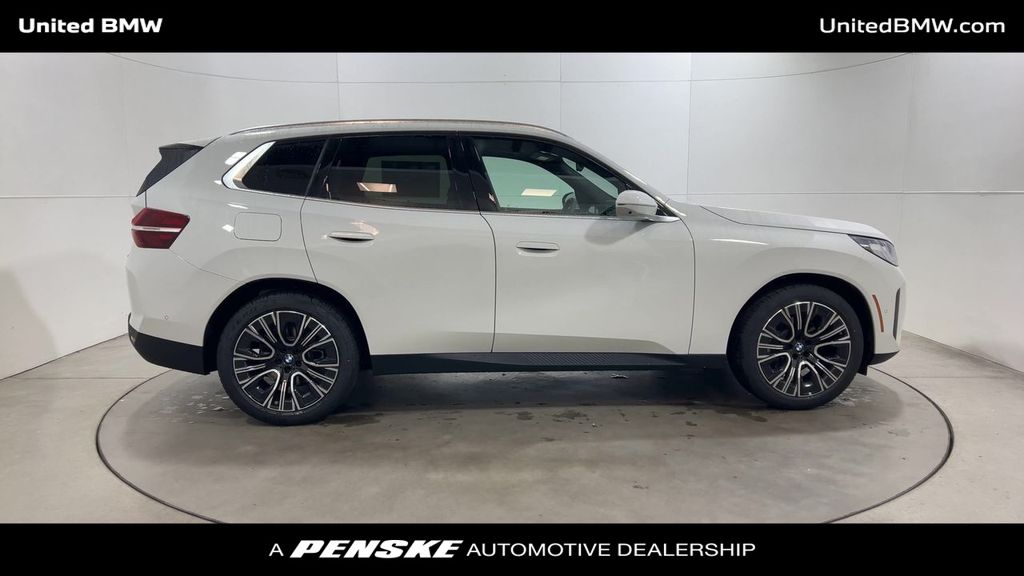 Thumbnail: 2025 BMW X3 - 9