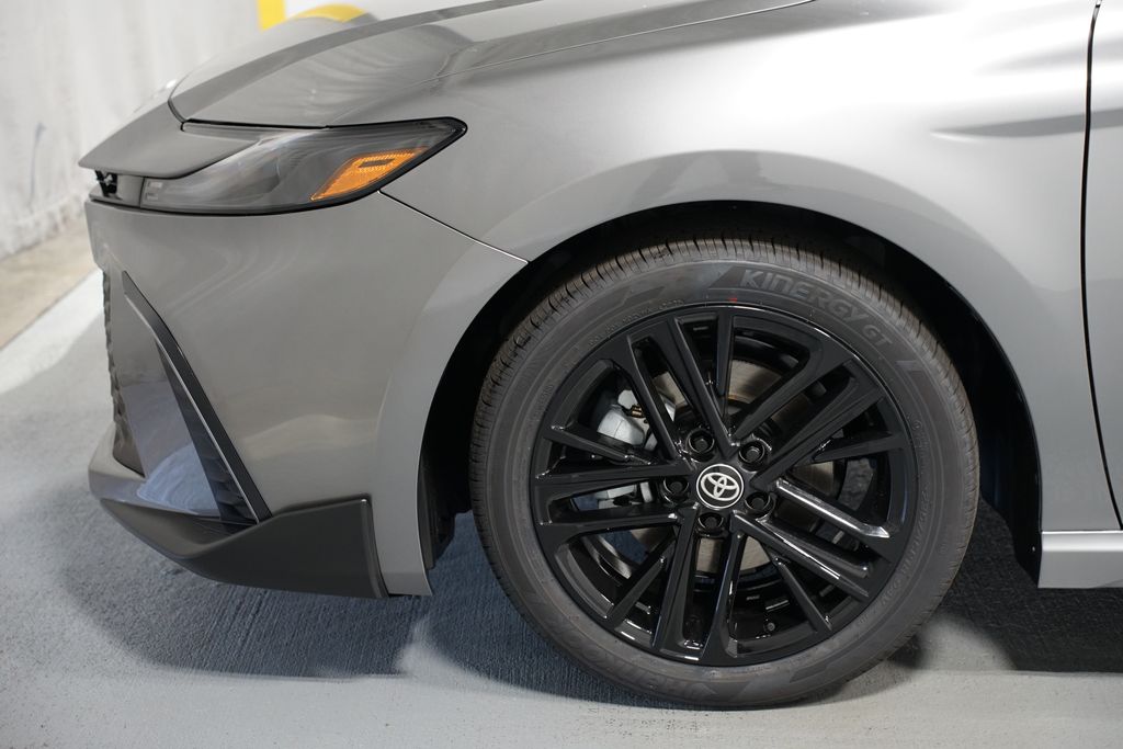 Thumbnail: 2025 Toyota Camry - 5