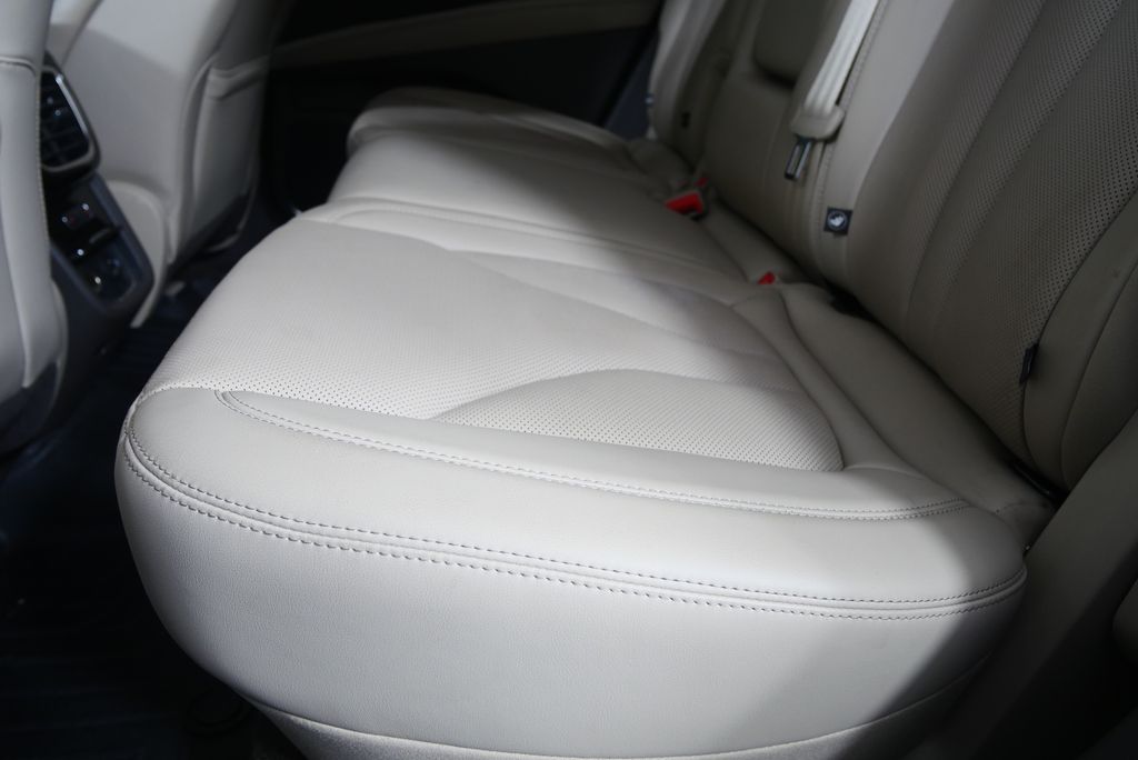 Thumbnail: 2021 Lincoln Nautilus - 13