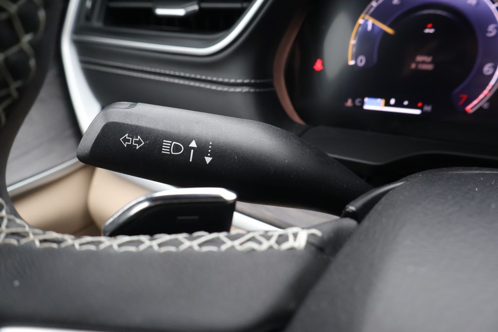 Thumbnail: 2024 Jeep Grand Cherokee L - 21