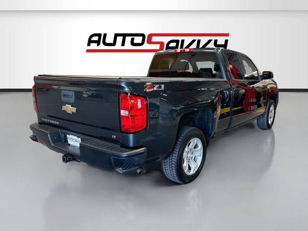 Used 2018 Graphite Metallic Chevrolet LT image 7