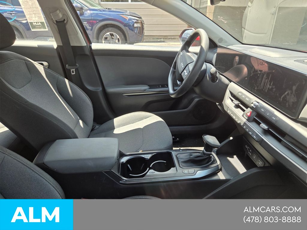 Used 2025 Red Kia LXS image 20