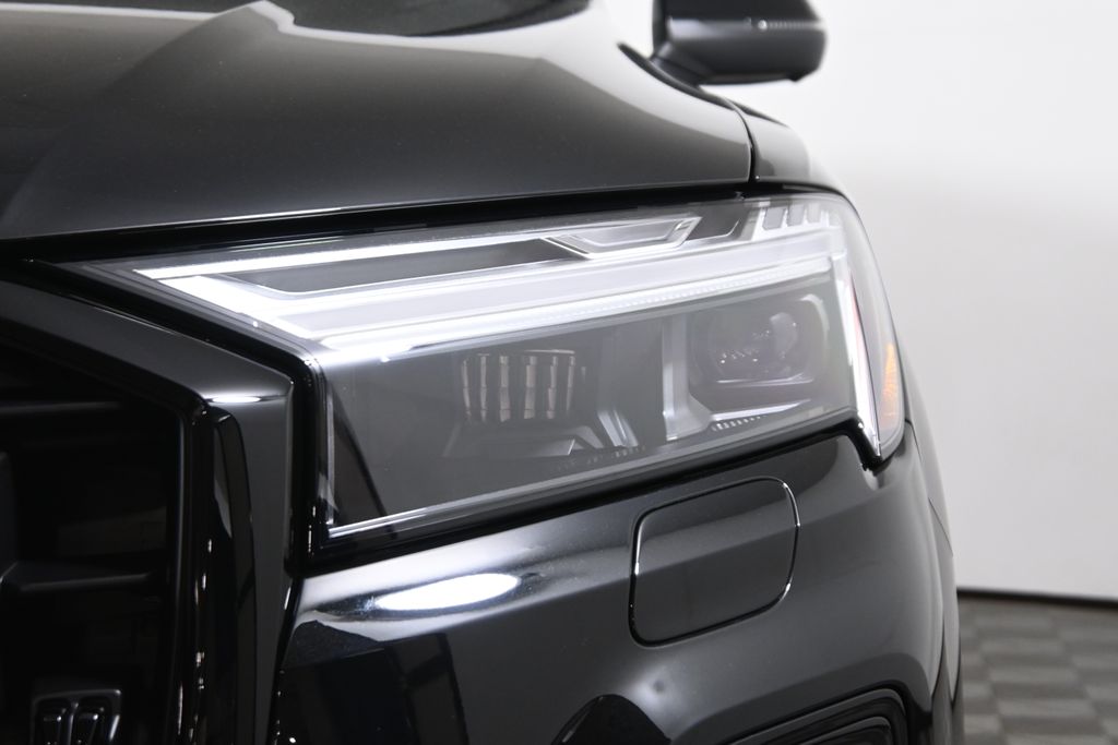Thumbnail: 2026 Audi Q7 - 11