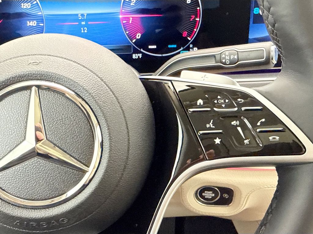 Thumbnail: 2026 Mercedes-Benz GLE - 12