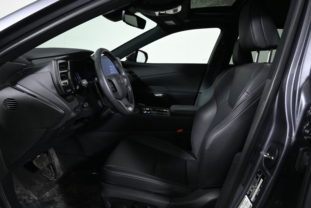 Thumbnail: 2023 Lexus RX - 3