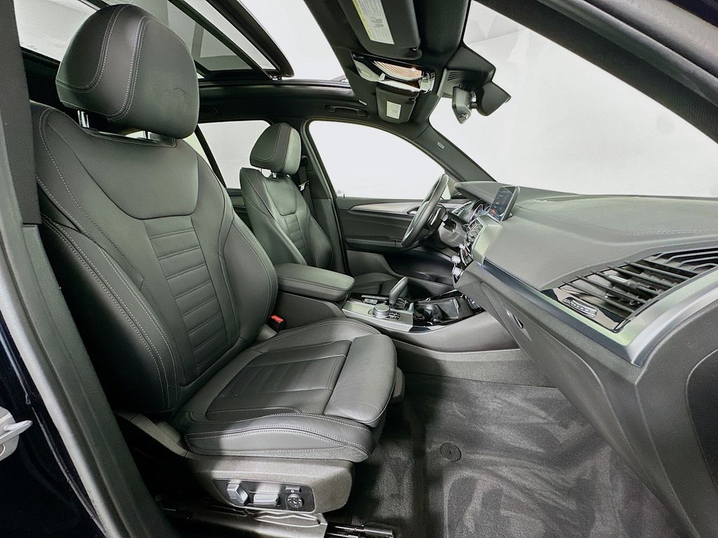 Thumbnail: 2018 BMW X3 - 29