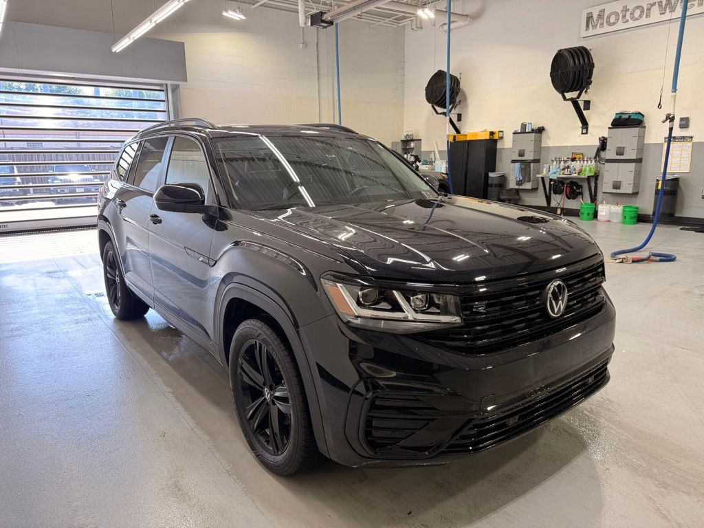 Thumbnail: 2023 Volkswagen Atlas - 7