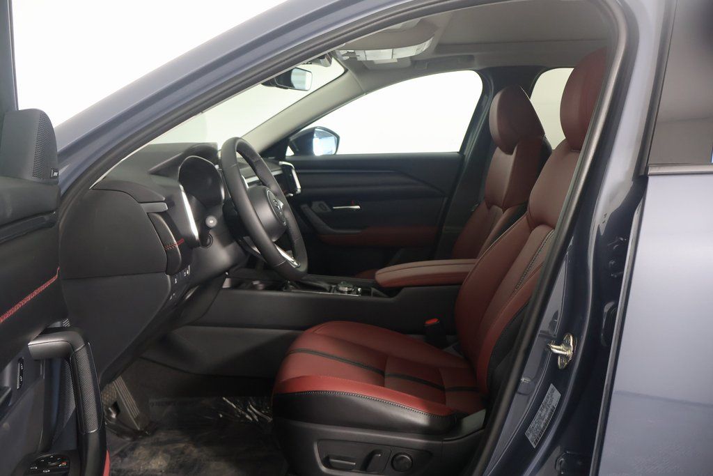 Thumbnail: 2025 Mazda CX-50 - 5