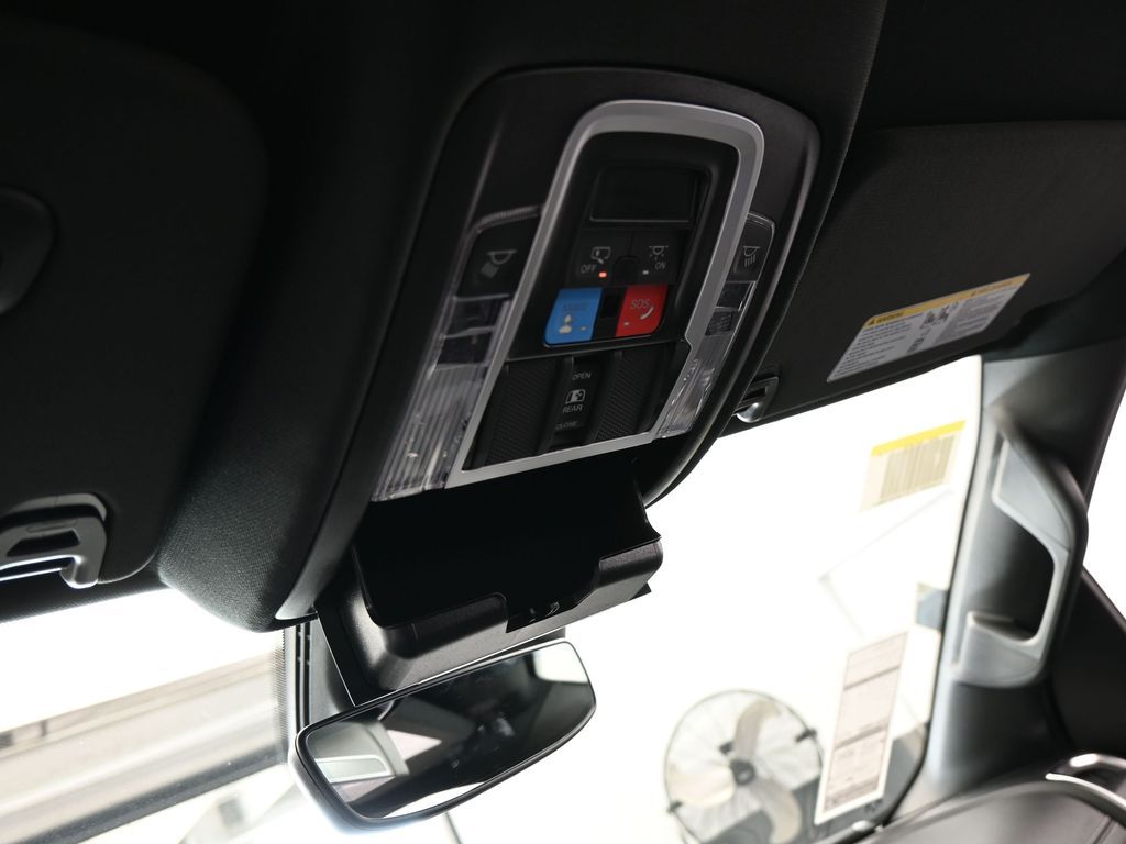 New 2026 Molten Red Pearlcoat Ram Laramie image 25