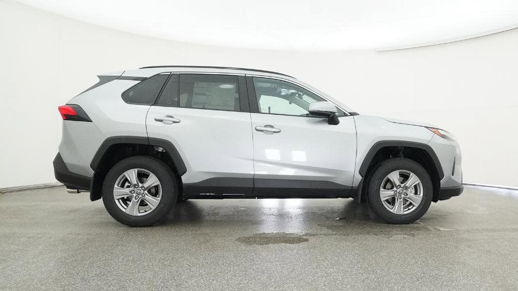 Thumbnail: 2025 Toyota RAV4 - 25