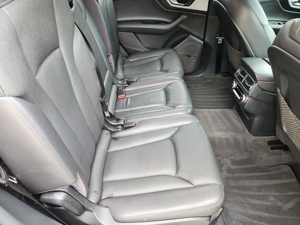 2017 Audi Q7 3.0 TDI Premium Plus Gray at Toyota of Victoria