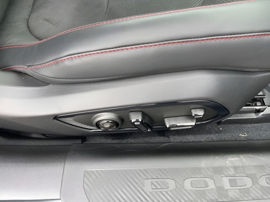New Car 2025 Dodge Charger  R/t Scat Pack For Sale Under $50,000 In Austin, Texas